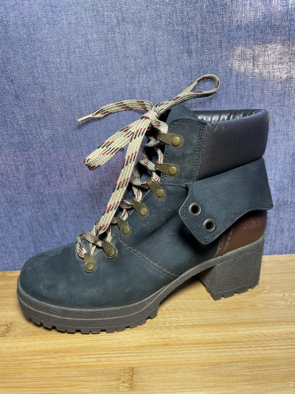 See By Chloe Eileen Block Heel Combat Boots Black Brown Cuff Lace Up Hiking 38 8